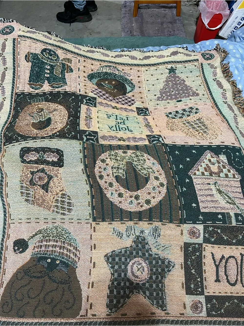 Festive Holiday Throw Blanket - Green and Brown